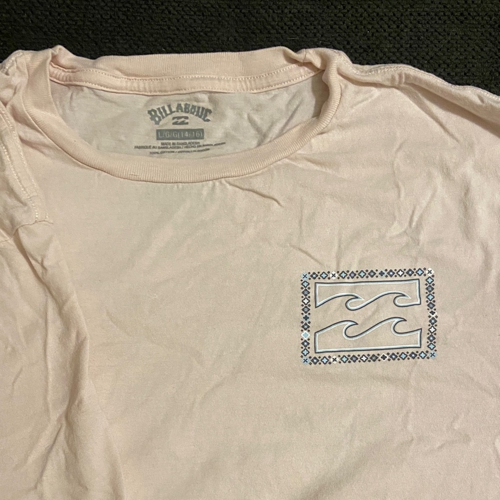 Billabong girls L 14 Light Pink Tee with Blue Graphic like new
